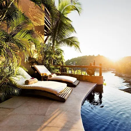 Villa Peninsula